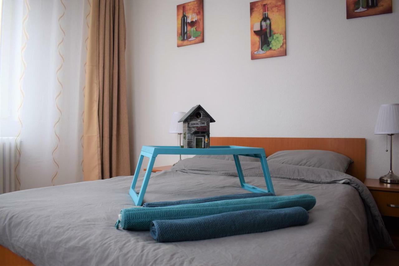 Resedinta Lui Calin Apartment Букурещ Екстериор снимка
