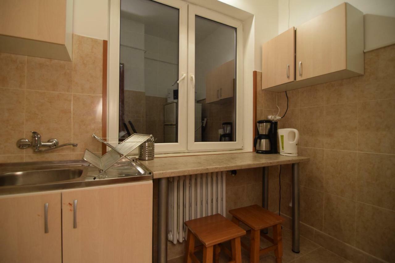 Resedinta Lui Calin Apartment Букурещ Екстериор снимка