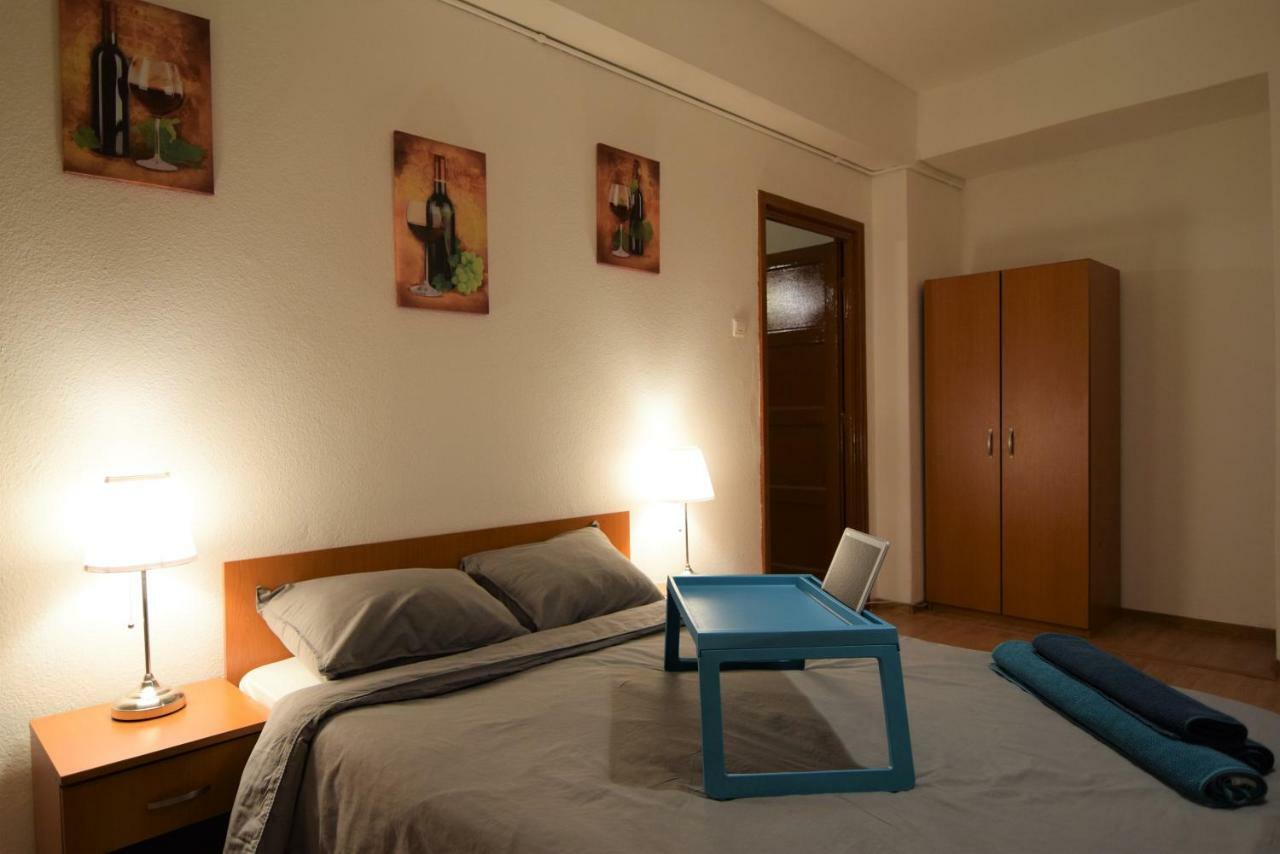 Resedinta Lui Calin Apartment Букурещ Екстериор снимка