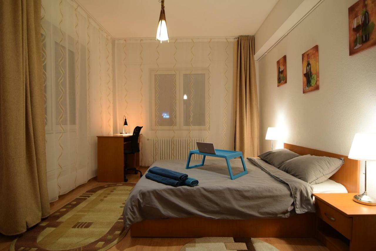 Resedinta Lui Calin Apartment Букурещ Екстериор снимка